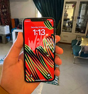 iphone-xs-white-big-2
