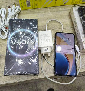 vivo-v40-lite-big-2